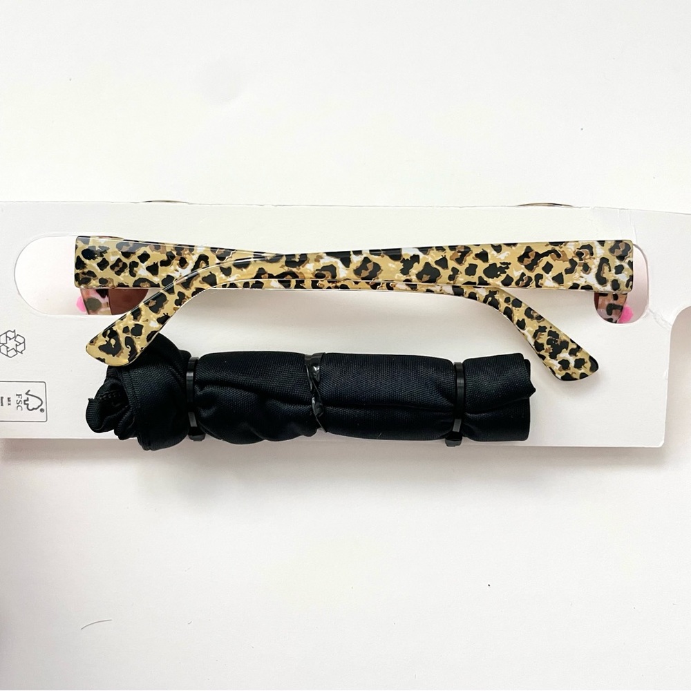 Retro Girls Heart Shape Sunglasses with Leopard Pattern and Roses - Picture 5 of 12
